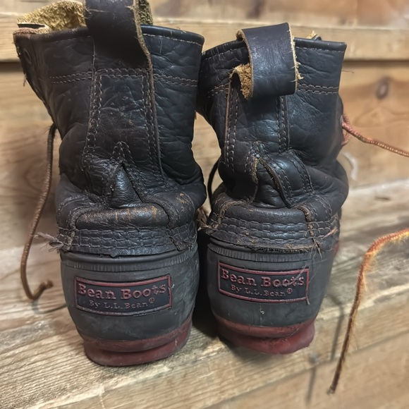 LL Bean Duck Boots 8’ Bison Dark Brown/Red - Picture 3 of 9